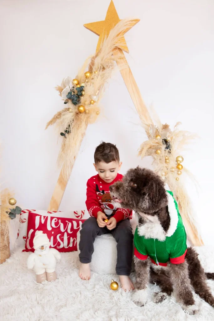 fotografia infantil navidad con mascota manresa